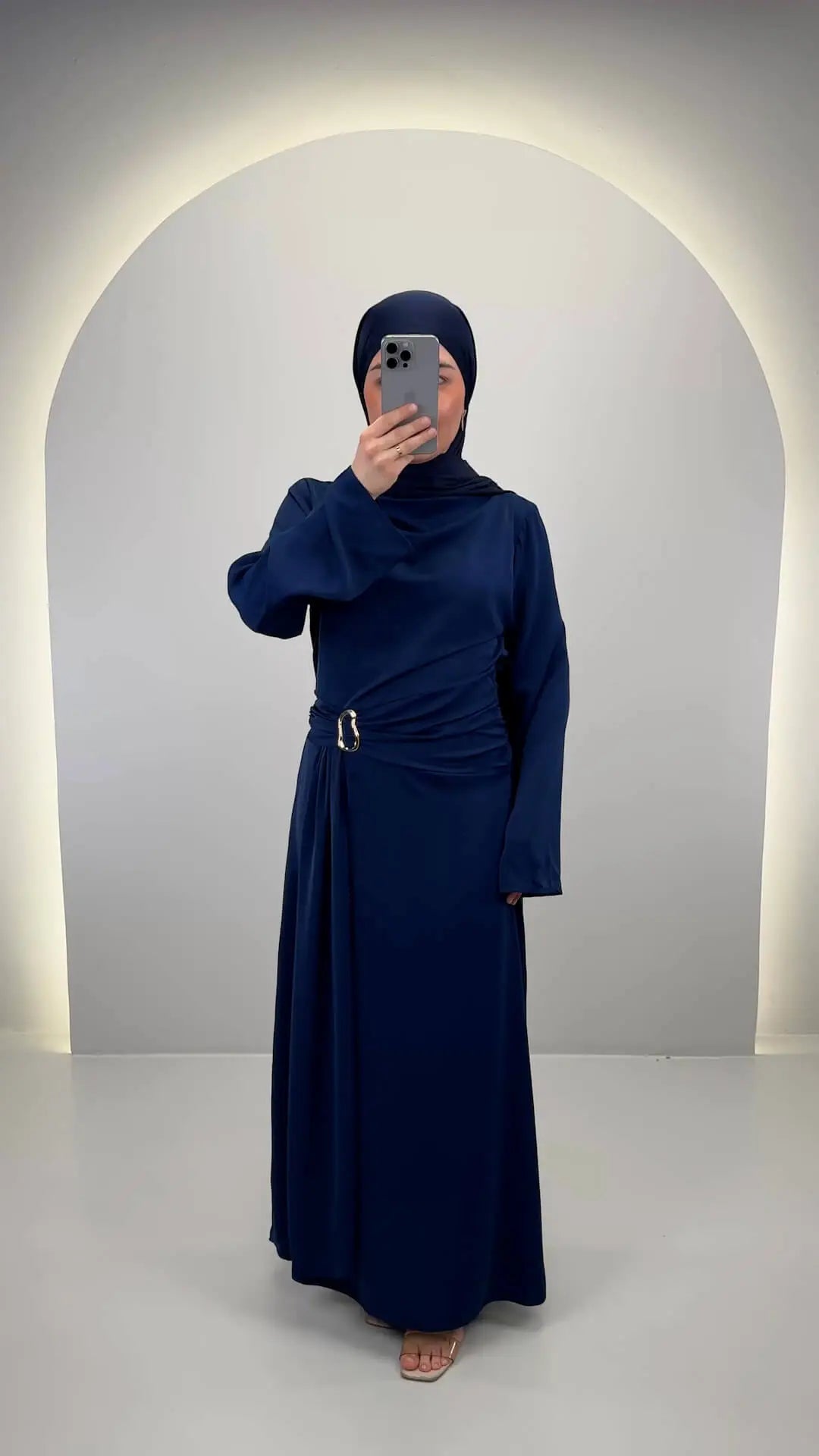 Arami Abendkleid Dunkelblau