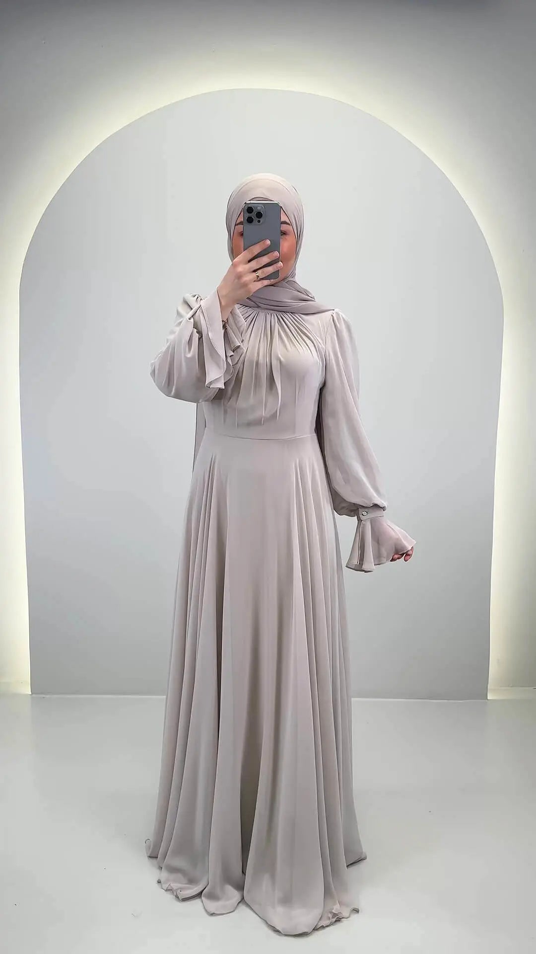 Tisla Abendkleid Beige
