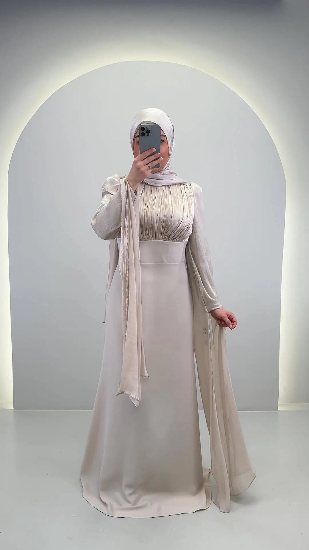 Yarenay Abendkleid Beige