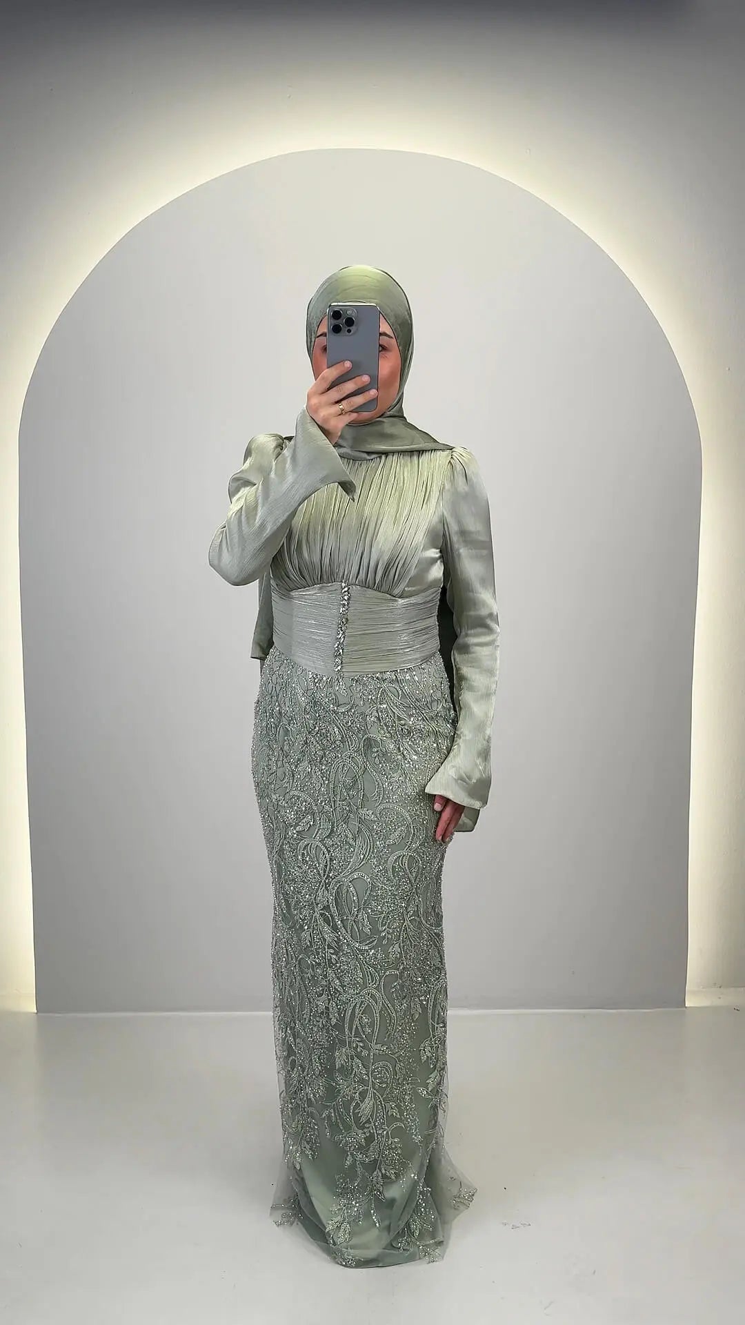 Beys Abendkleid Mint01