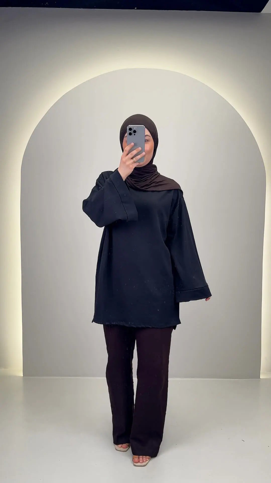 Miza Top Black